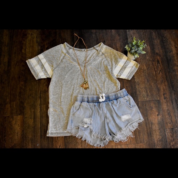 Blue jean shorts - Picture 2 of 5